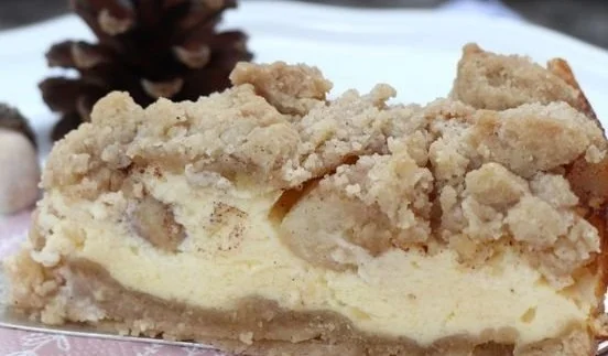 Apfel-Käsekuchen mit Streusel